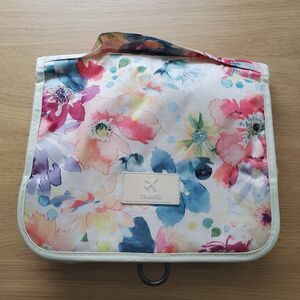 Cream Floral Travel Toiletry Bag